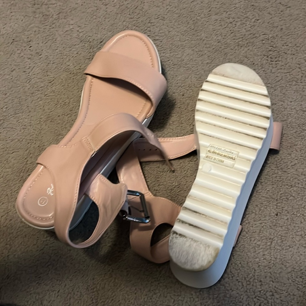 Herstyle Carita- open toe ankle strap platform wedge -beige